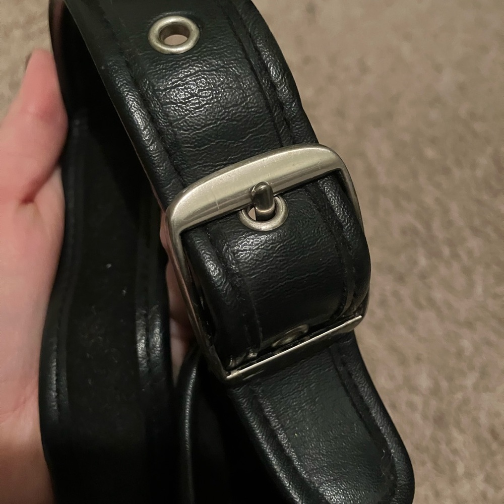 Coach Black Leather Shoulder Bag - Picture 2 of 9